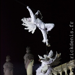 Cie Gratte Ciel - Place des anges @ Drôles de Noëls, Arles | 22.12.2017