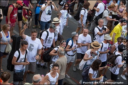 Avignon OFF 2015 parade IMG_7555 Photo Patrick_DENIS