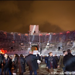 L’amphithéâtre dans tous ses éclats @ Drôles de Noëls, Arles | 21.12.2013