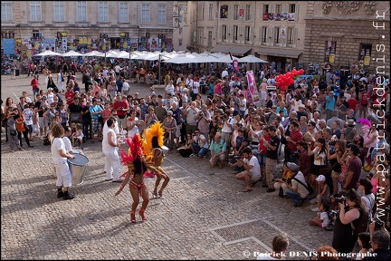 Avignon OFF 2012 parade IMG_3316 Photo Patrick_DENIS