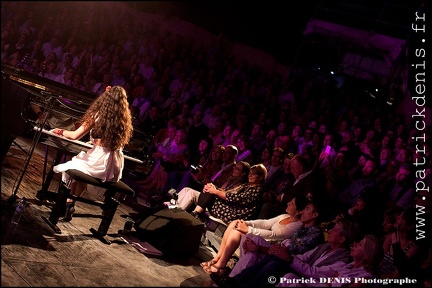 Yael Naim - Gordes IMG_2296 Photo Patrick_DENIS