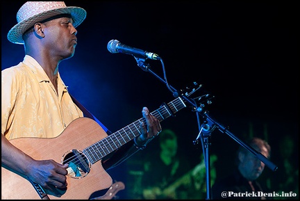 Eric Bibb - Nuit Blues Cabannes IMG_8751 Photo Patrick_DENIS