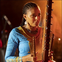 Sona Jobarteh @ Festival Robion | 16.07.2022