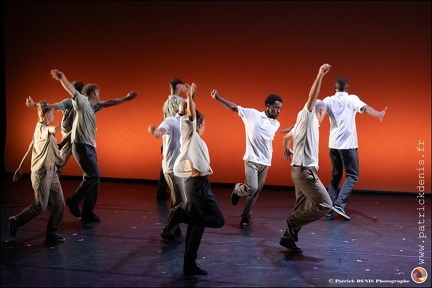 Kader Attou Cie Accrorap IMG 9002 Photo Patrick DENIS