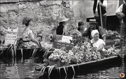 Marché flottant 03501- 29 Photo Patrick DENIS
