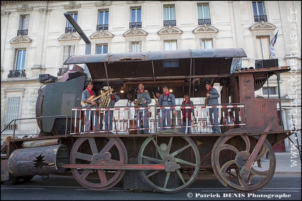 Avignon OFF 2015 parade IMG_7583 Photo Patrick_DENIS